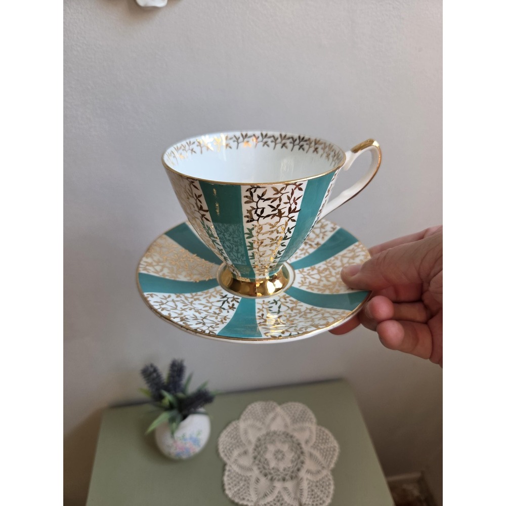 Vintage Elizabethan Teacup & Saucer Turquoise Gold Fine Bone China England
